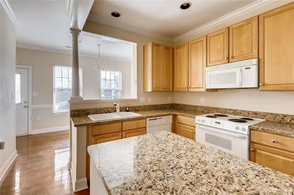 622 E 9th ST, Charlotte, NC 28202