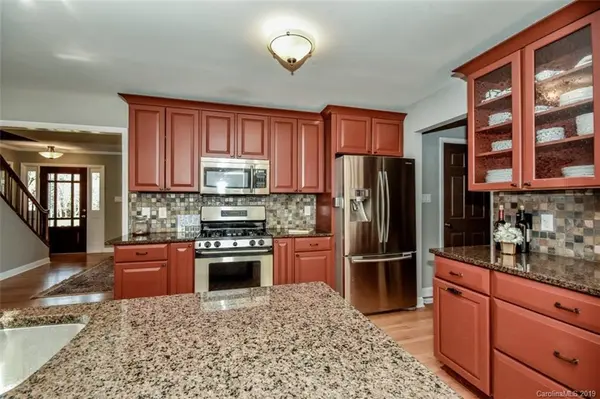 2316 Grey RD, Davidson, NC 28036