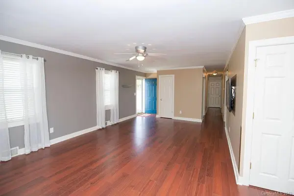 9011 Miriam DR, Huntersville, NC 28078