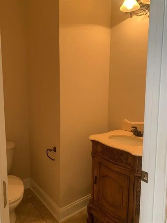 206 Donsdale DR, Statesville, NC 28625