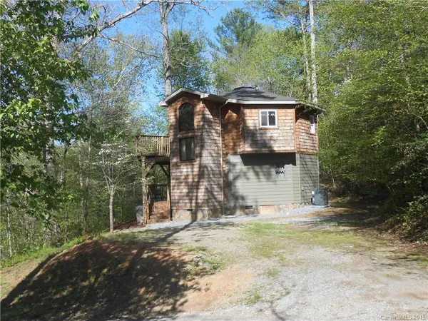 83 Cascades Pkwy, Nebo, NC 28761