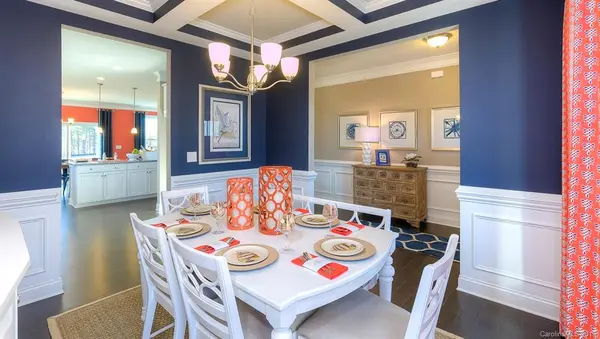 2017 Burton Point CT, Waxhaw, NC 28173