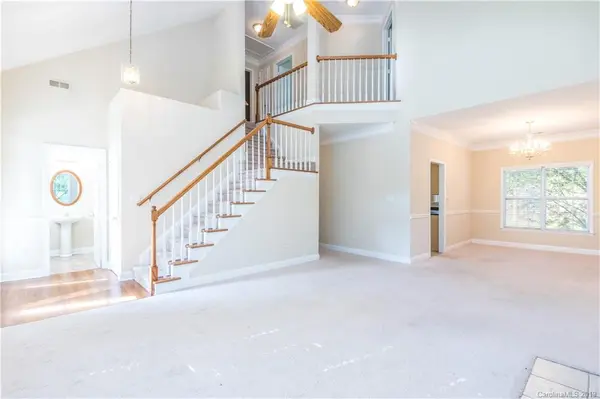 9222 Sandpiper DR, Charlotte, NC 28277