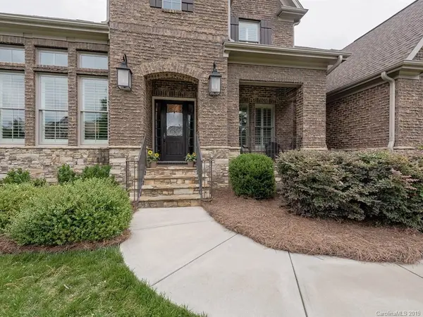 221 Glenmoor DR, Waxhaw, NC 28173