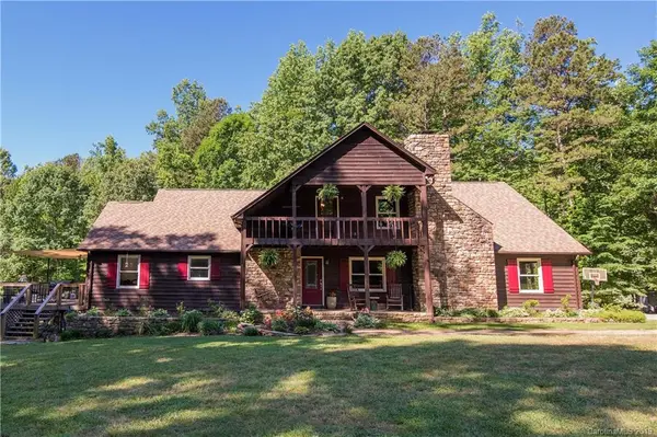 322 Da Lowe RD, Alexis, NC 28006
