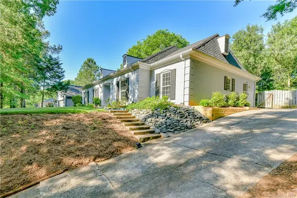 4821 Autumn Leaf LN, Charlotte, NC 28277