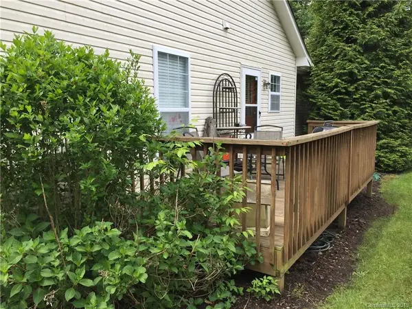 4 Bent Grass CT #Unit B, Black Mountain, NC 28711
