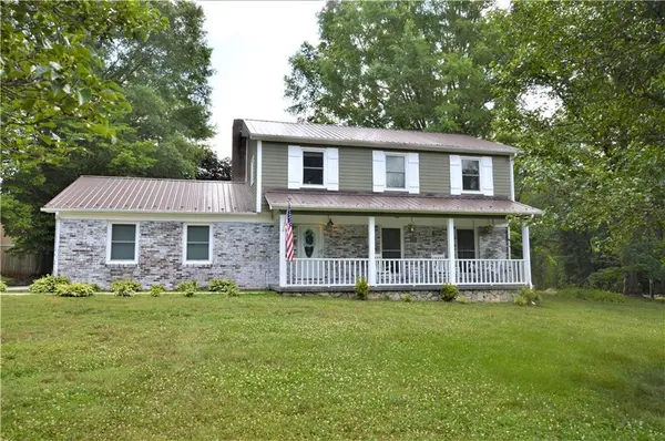 103 Shamrock CIR, Hudson, NC 28638