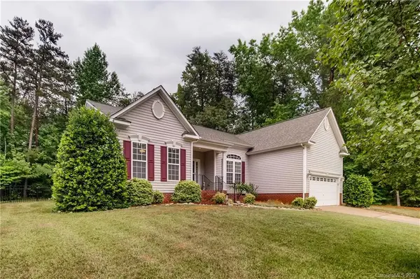 126 Crimson Orchard DR, Mooresville, NC 28115