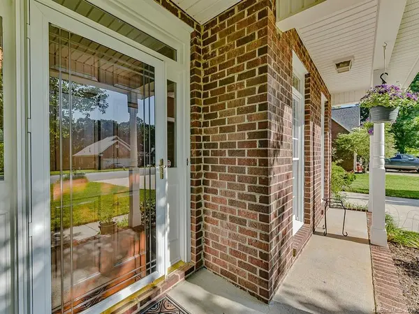 8031 Stevens Mill RD, Matthews, NC 28104