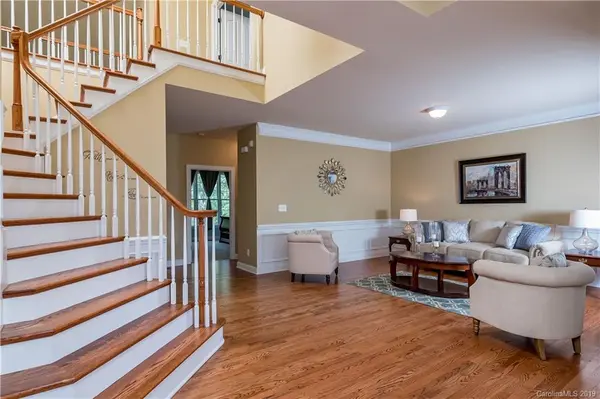 3007 Twin Lakes DR, Matthews, NC 28104