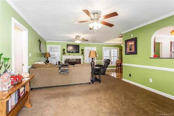 2310 Shannon DR, Belmont, NC 28012
