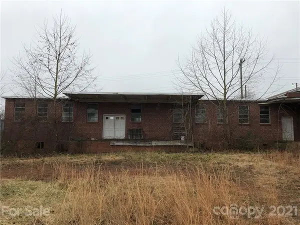 101 First Street PL NE, Hildebran, NC 28637