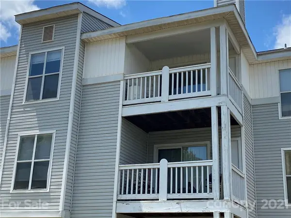 15 Hamiltons Bay CT #B947, Lake Wylie, SC 29710