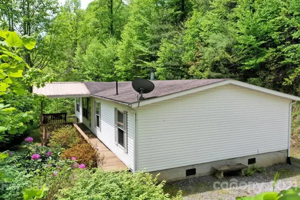 191 Savannah Meadows TRL,  Sylva,  NC 28779