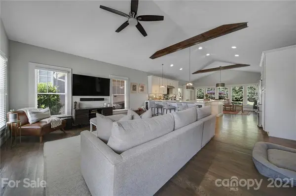 405 Wake ST, Charlotte, NC 28216