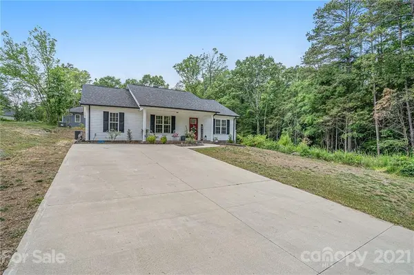 47 Lakewood CT NW, Concord, NC 28027