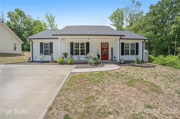 47 Lakewood CT NW, Concord, NC 28027