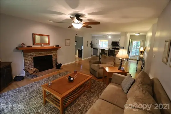 104 Hunters TRL #17, Tryon, NC 28782