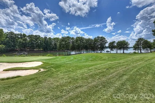 117 Heathland LN, Mooresville, NC 28117