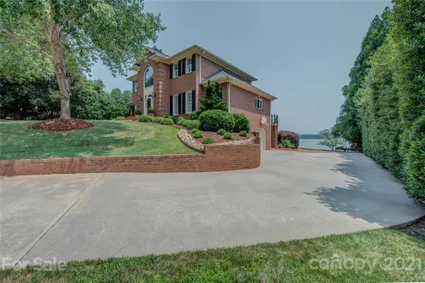 2105 Windermere LN, Shelby, NC 28150