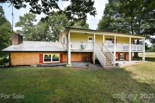 1540 Lindsey LN, Conover, NC 28613