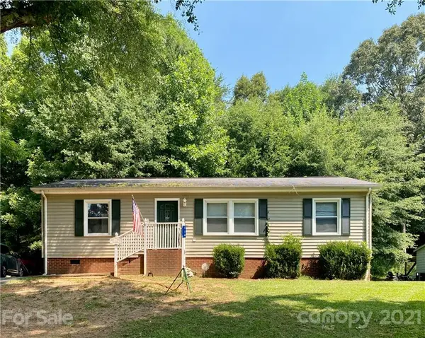 114 State ST, Lincolnton, NC 28092