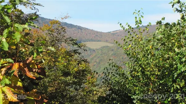 344 Croft View DR, Bakersville, NC 28705