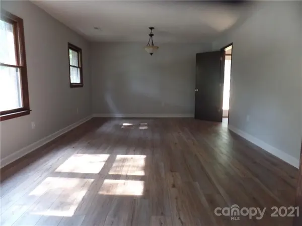 105 Blackberry CV, Forest City, NC 28043