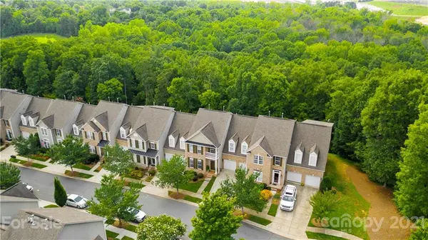 10349 Linksland DR, Huntersville, NC 28078