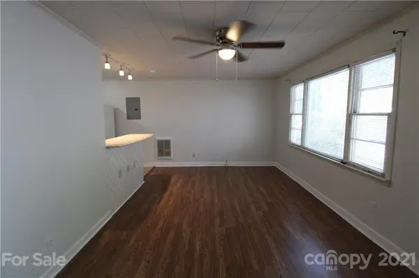 508 Arlington CIR, Lenoir, NC 28645