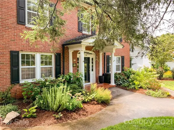 123 Morehead ST, Morganton, NC 28655