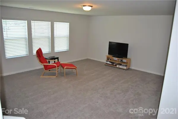 5006 Ashley Place DR, Bessemer City, NC 28016
