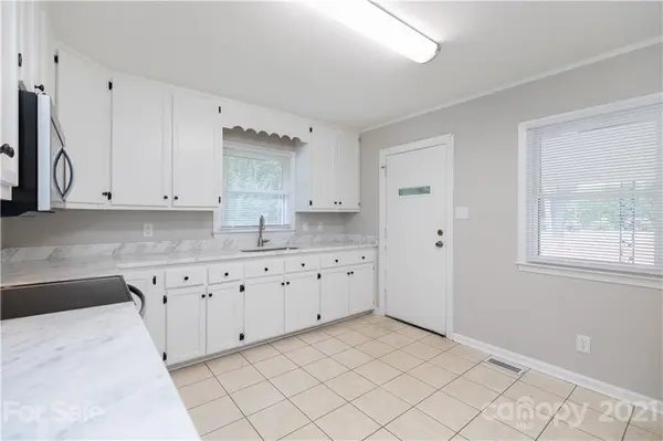 281 Twin Lakes RD, Rock Hill, SC 29732