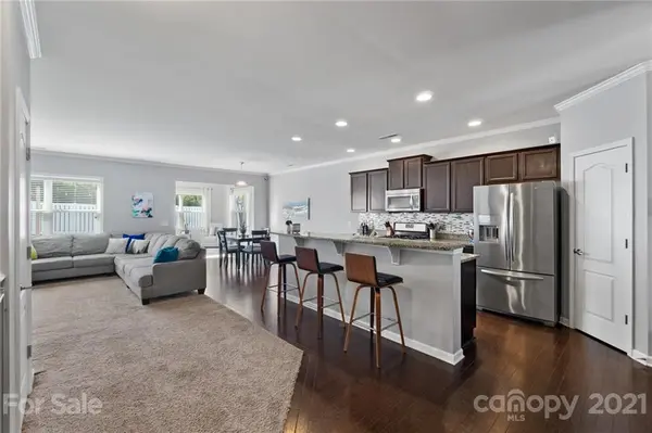 8842 Balsam Bay RD, Charlotte, NC 28227