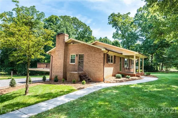 3064 Sandy Ford RD, Newton, NC 28658