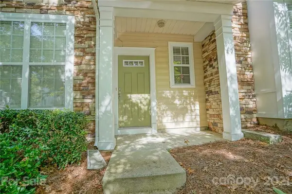 1138 Hammond DR, Matthews, NC 28104
