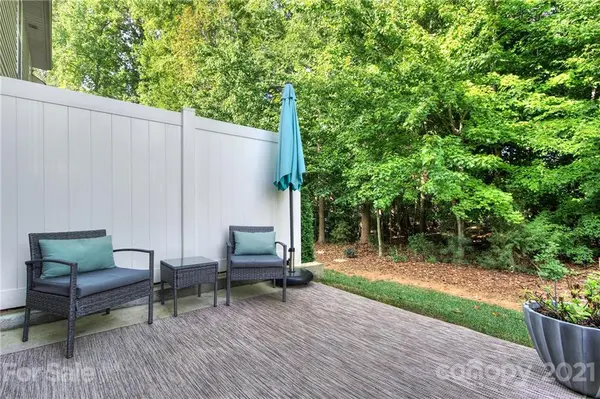 2502 Royal York AVE, Charlotte, NC 28210
