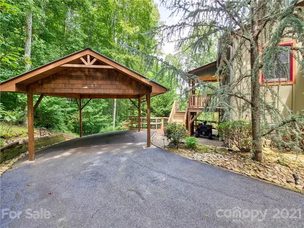 202 Pineneedle WAY, Canton, NC 28716
