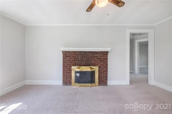303 Eastwood DR, Mount Holly, NC 28120