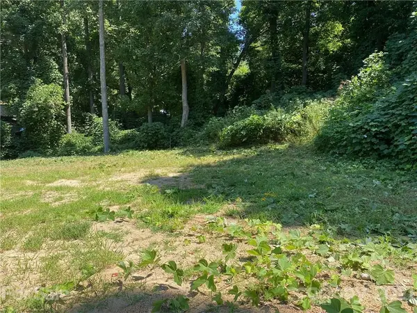 305 Glenn Bridge RD, Arden, NC 28704