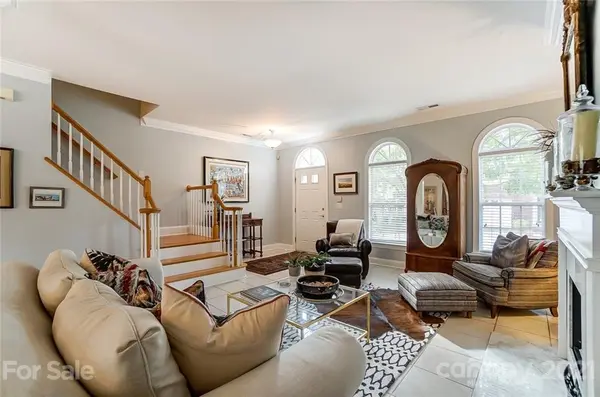 9363 Bonnie Briar CIR, Charlotte, NC 28277