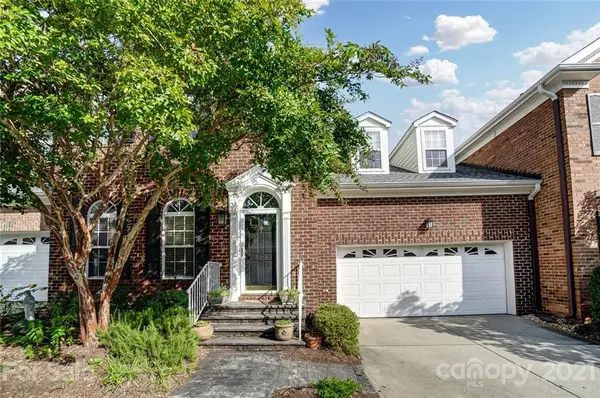 9363 Bonnie Briar CIR, Charlotte, NC 28277