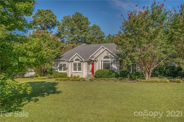 120 Pleasant Hill RD, Landrum, SC 29356
