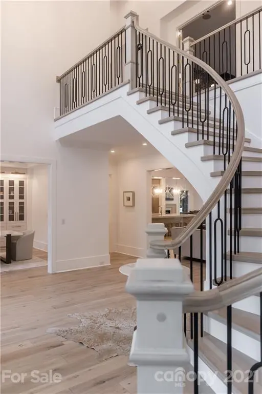 2016 Kings Manor DR, Matthews, NC 28104