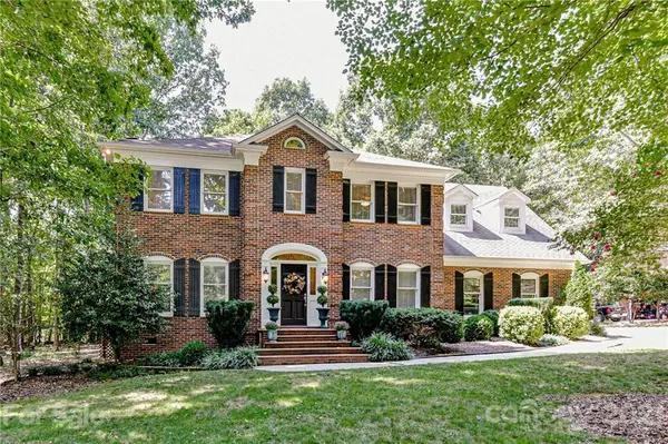 724 Providence Oak LN, Matthews, NC 28104