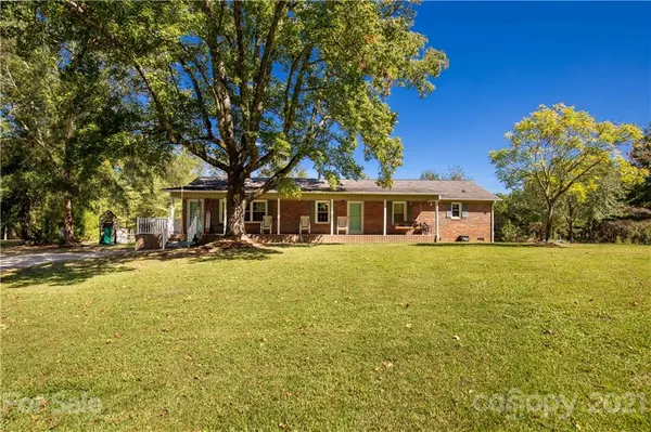 4661 Willie Bayne LN, Heath Springs, SC 29058