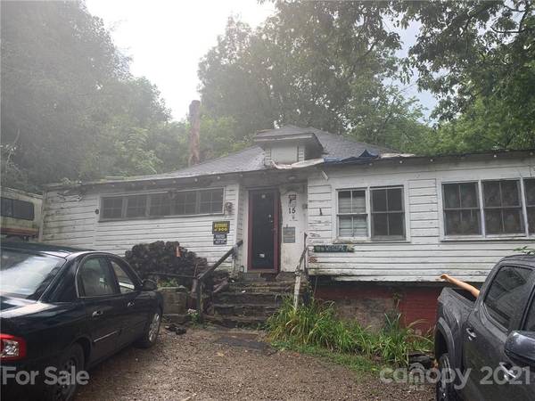 15 Border ST, Black Mountain, NC 28711