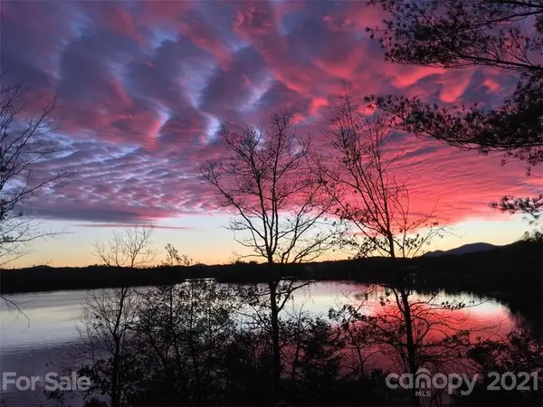 244 Cedar Rdg RD, Marion, NC 28761