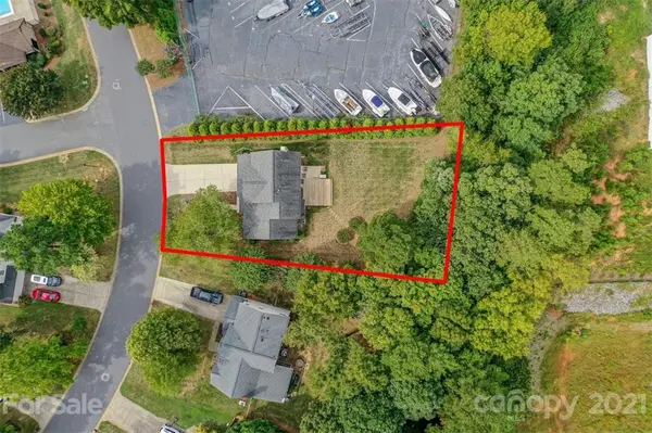 192 Southhaven DR, Mooresville, NC 28117
